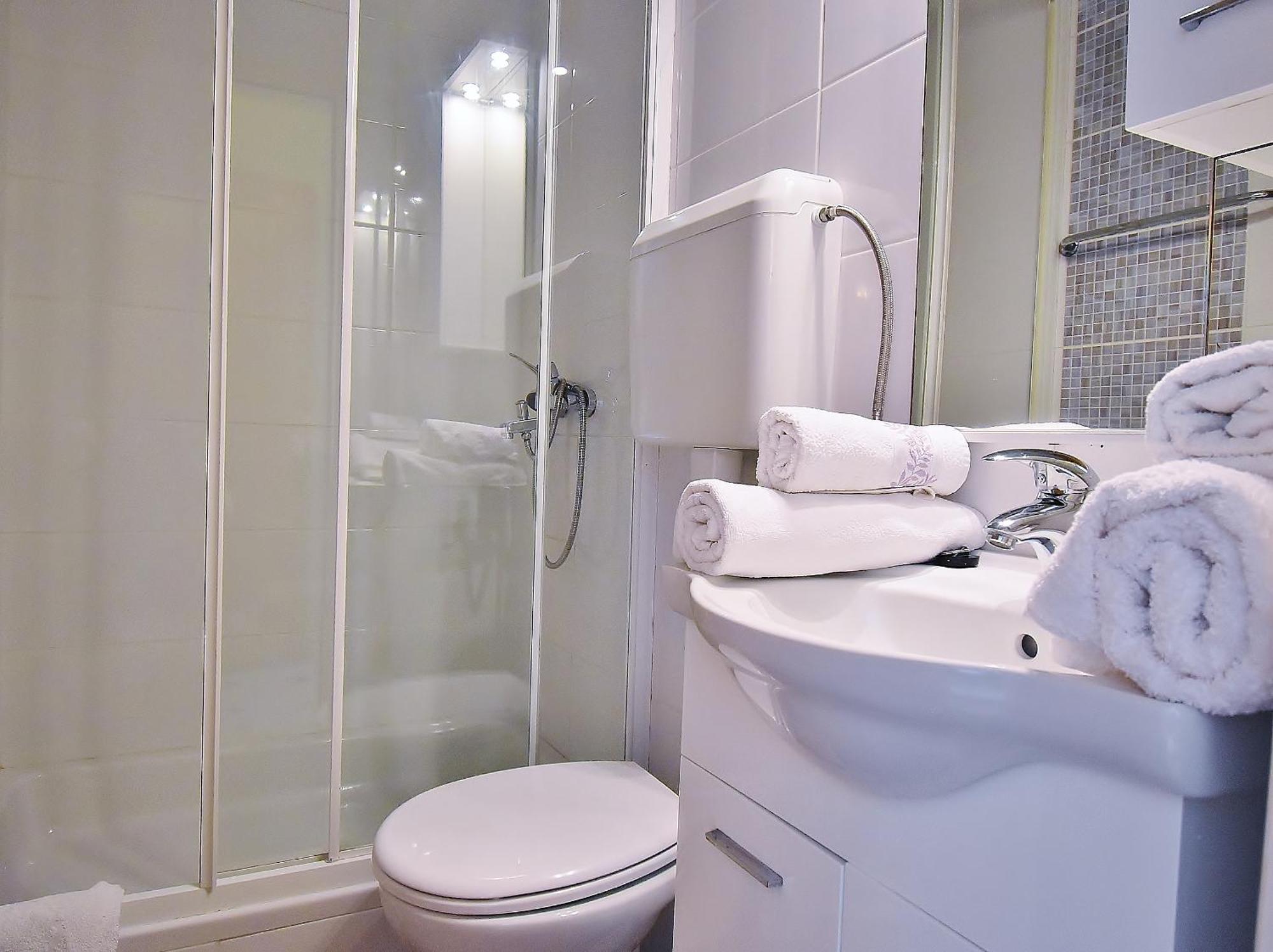 Lucija Appartement Kampor Buitenkant foto